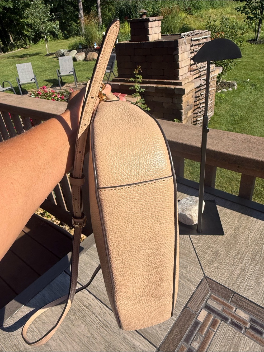 NWOT Coach Sutton Crossbody in Polished Pebble Leather Beige Neutral Tassel - Picture 5 of 10